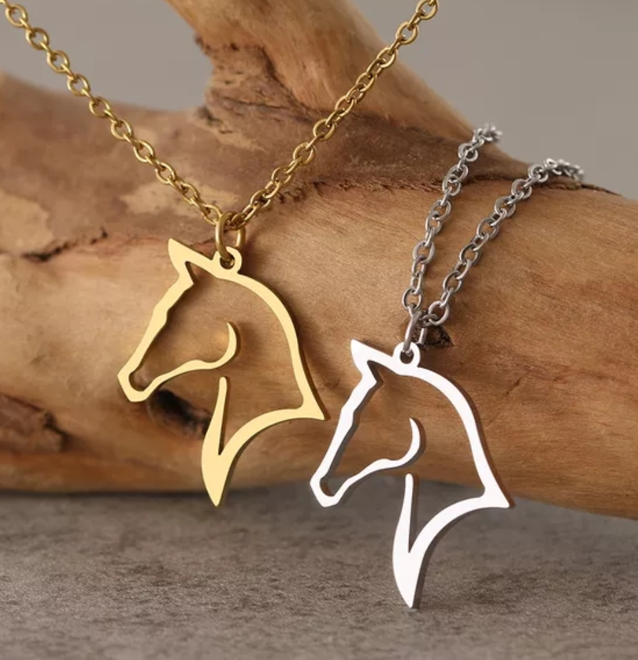 Horse hot sale head necklace